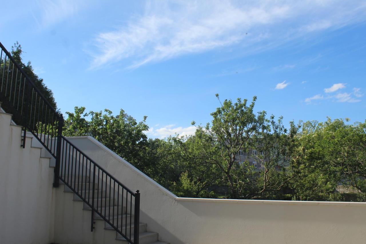 Pension Albergue O Pedregal Lourenza Екстер'єр фото