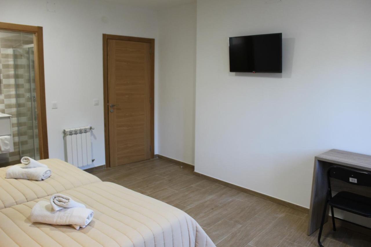 Pension Albergue O Pedregal Lourenza Екстер'єр фото