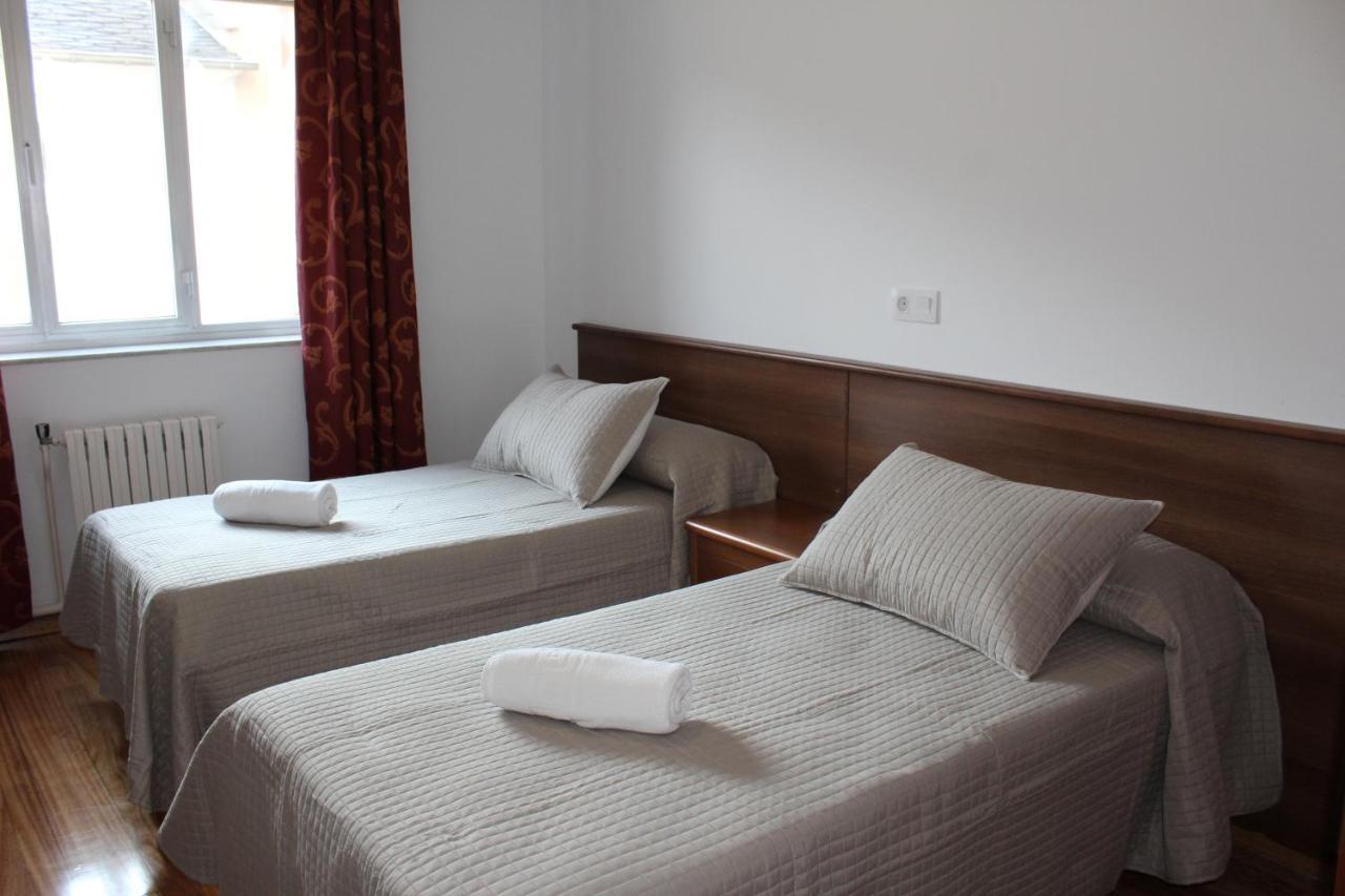 Pension Albergue O Pedregal Lourenza Екстер'єр фото
