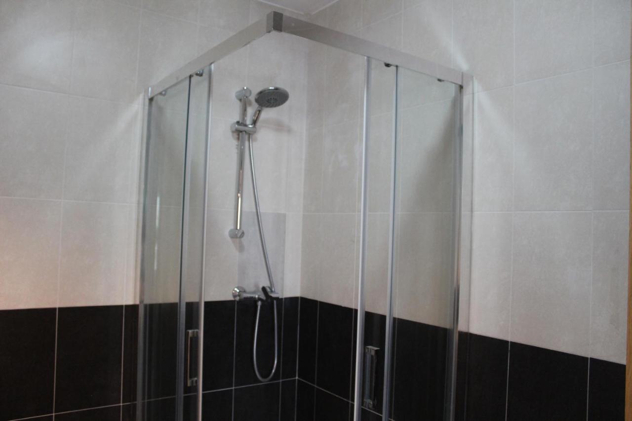 Pension Albergue O Pedregal Lourenza Екстер'єр фото